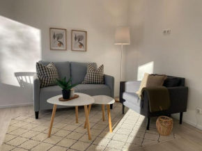 Country style apartment with balcony near fair